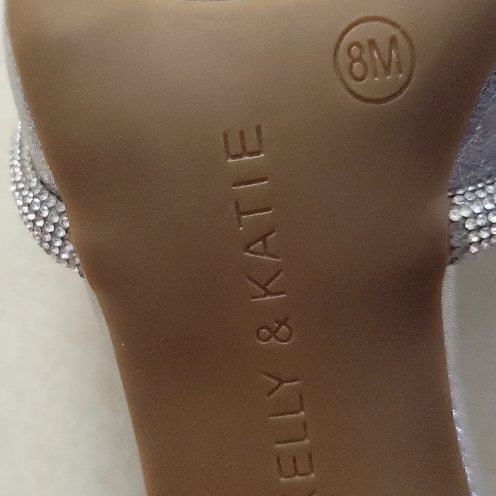 Silver Slippers - Picture 9 of 12